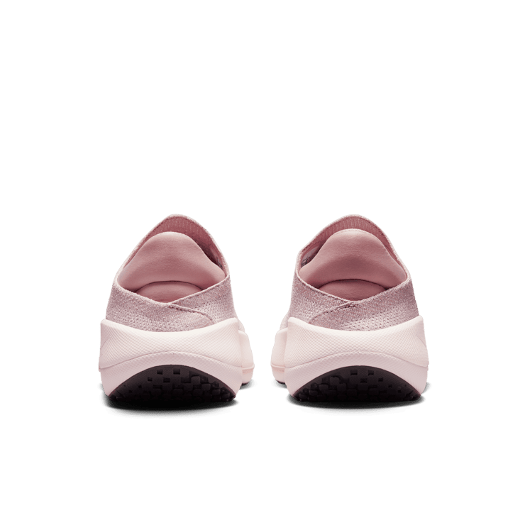 Nike Reina EasyOn Premium Angle 3