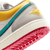 Air Jordan 1 Low Lace Toggle Angle 7