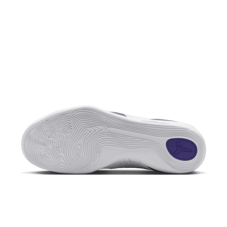 Nike Kobe 9 EM Low Protro Lakers Home Angle 2