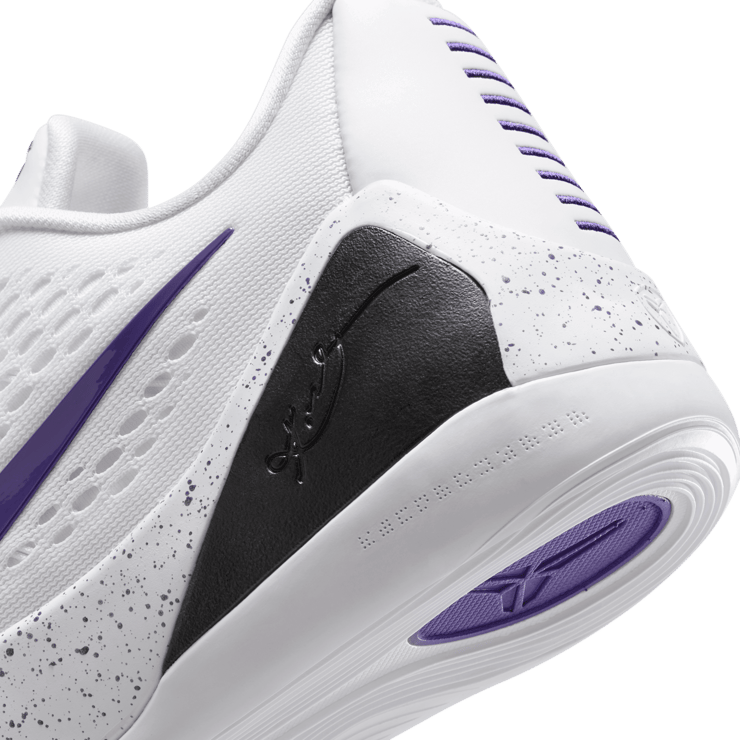 Nike Kobe 9 EM Low Protro Lakers Home Angle 6