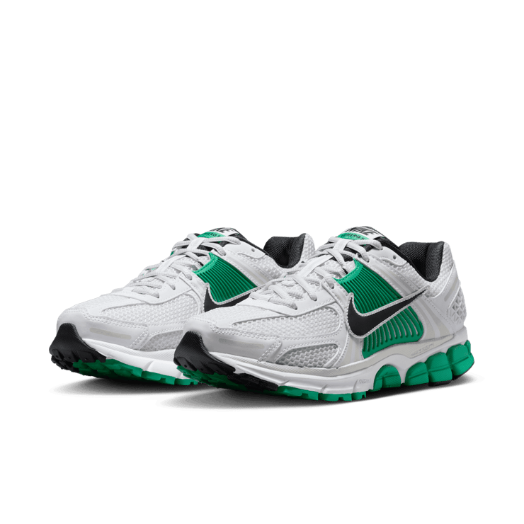 Nike Zoom Vomero 5 Celtics (W)  Angle 1