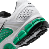 Nike Zoom Vomero 5 Celtics (W)  Angle 3
