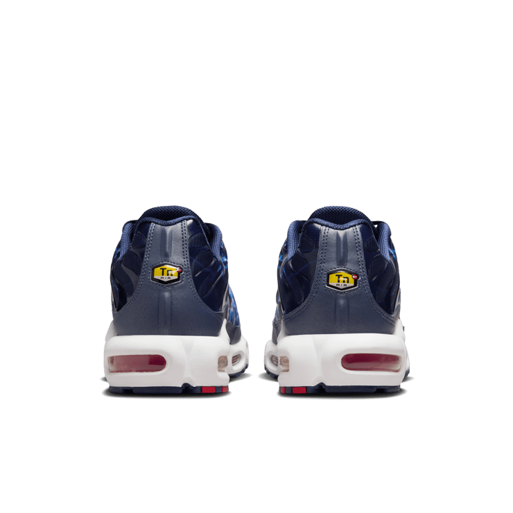 Nike Air Max Plus Eclair Angle 2