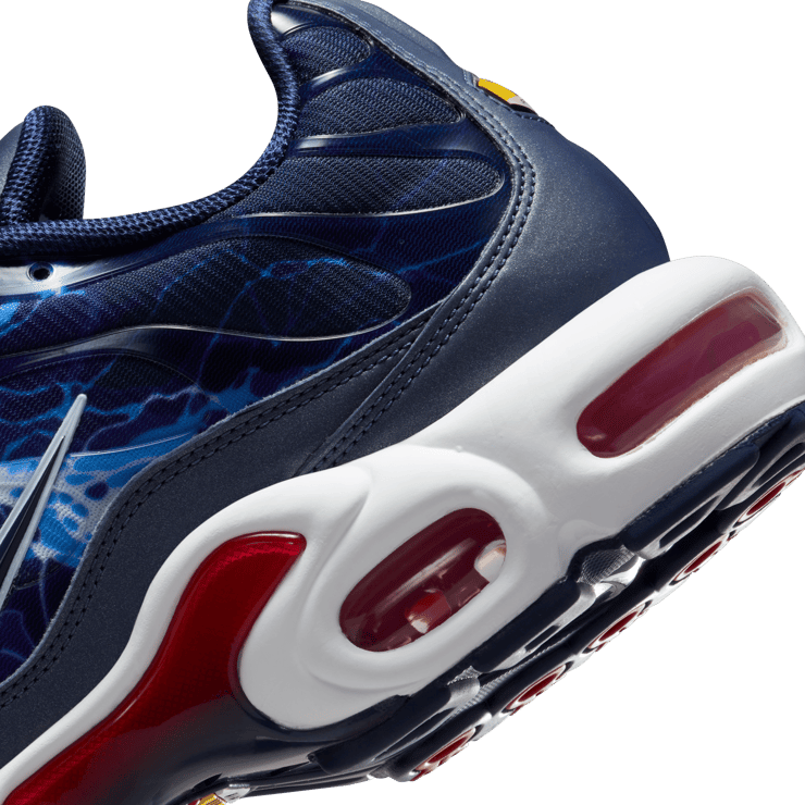 Nike Air Max Plus Eclair Angle 7