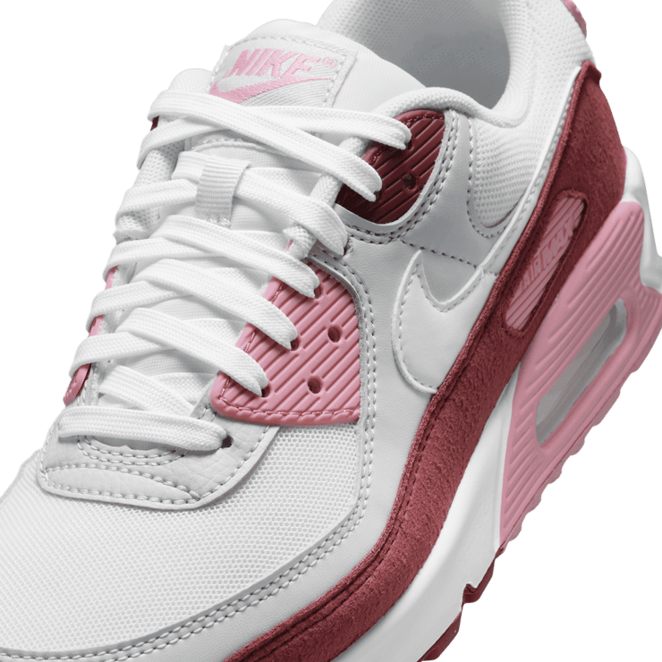 Nike Air Max 90 Valentine’s Day (W) (2025) Angle 4