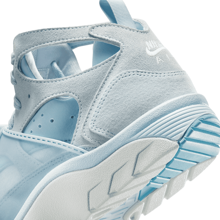 Nike Air Trainer Huarache Blue Tint Angle 5