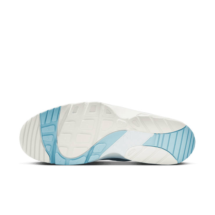 Nike Air Trainer Huarache Blue Tint Angle 0