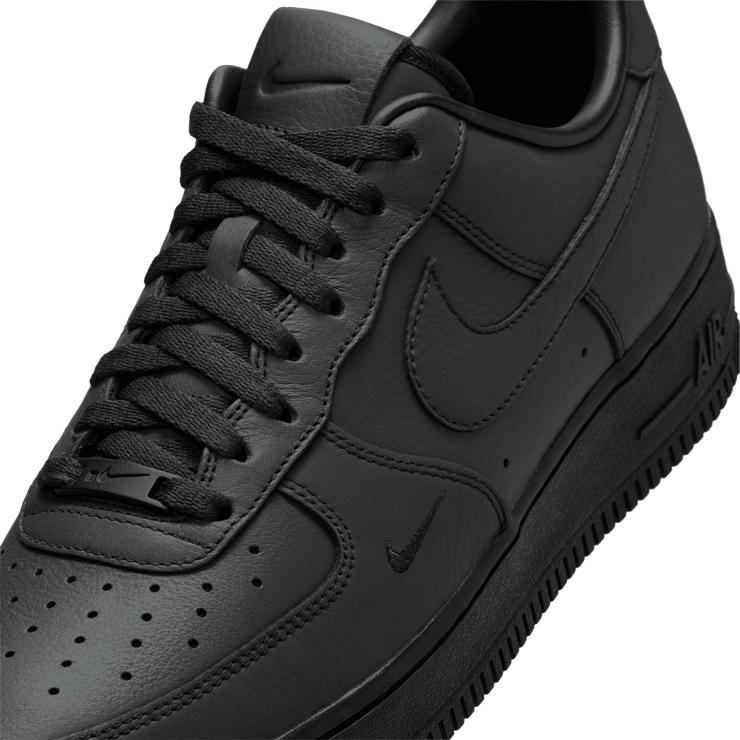 Nike Air Force 1 Low Triple Triple Black .SWOOSH Angle 7