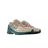 New Balance 1906W Green Orange Angle 2