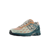 New Balance 1906W Green Orange Angle 7