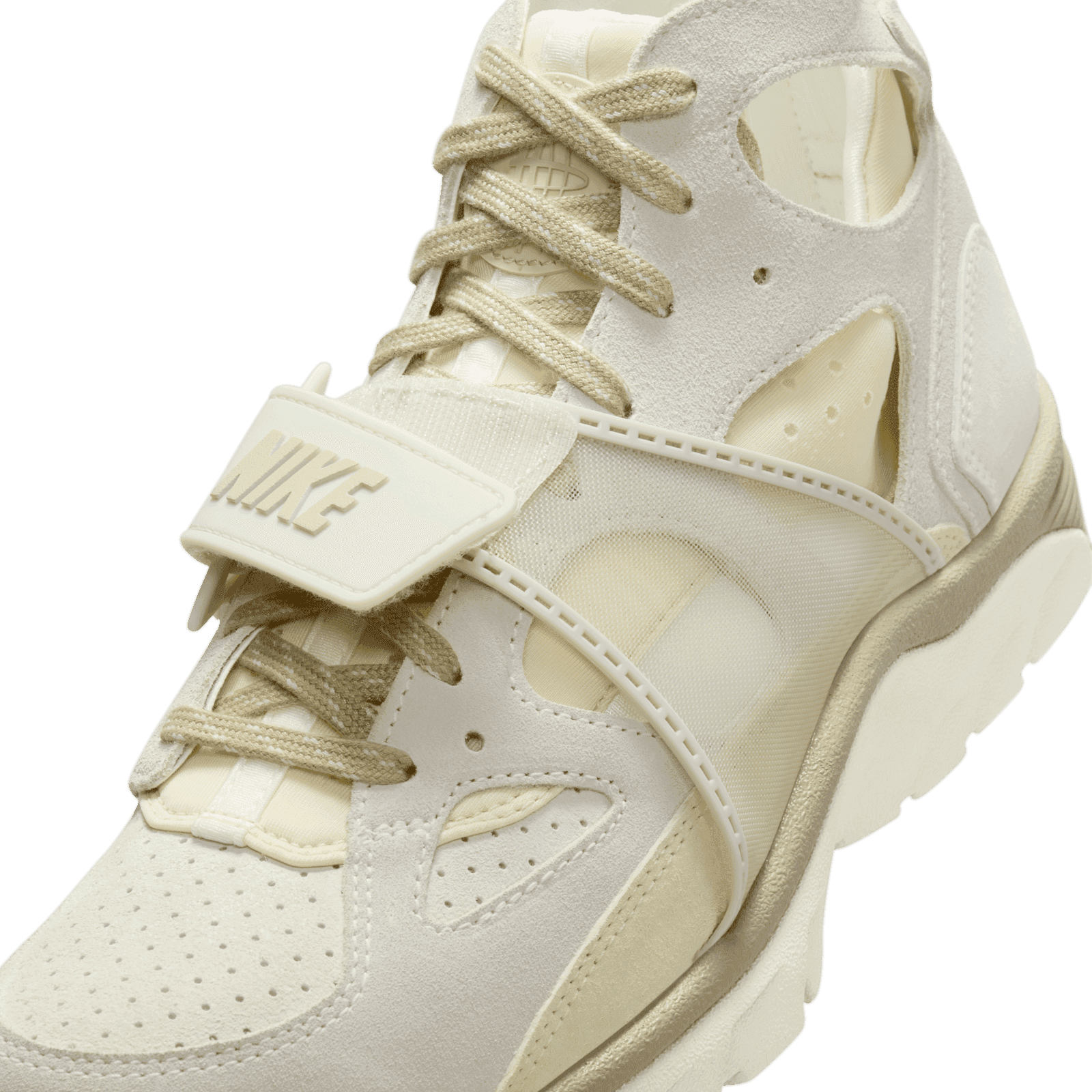 Nike Air Trainer Huarache Sail Angle 4