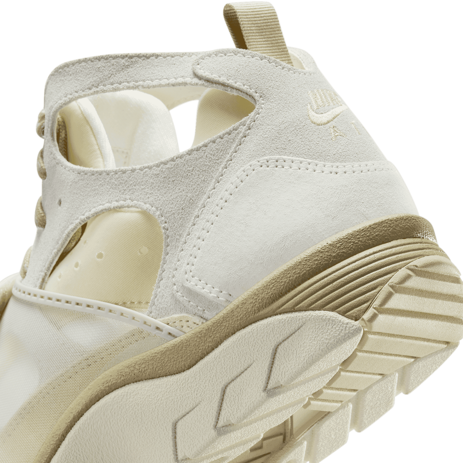 Nike Air Trainer Huarache Sail Angle 5