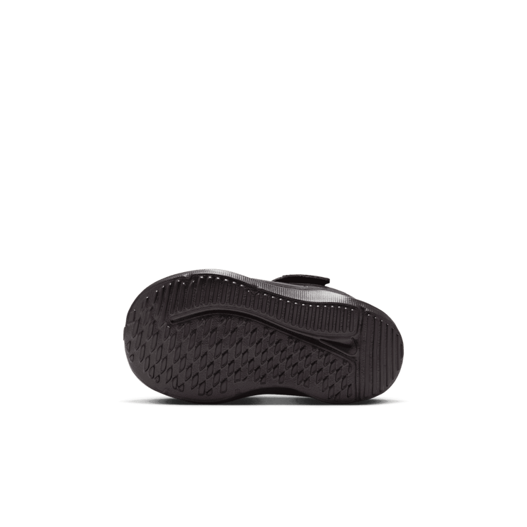 Nike Cosmic Runner Angle 0