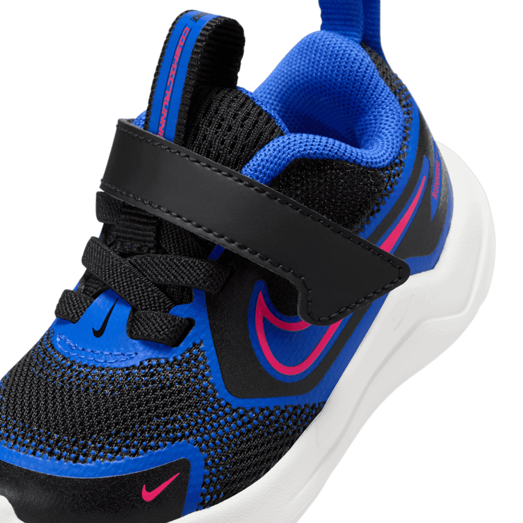 Nike Cosmic Runner Angle 4