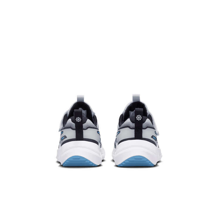 Nike Cosmic Runner Angle 3