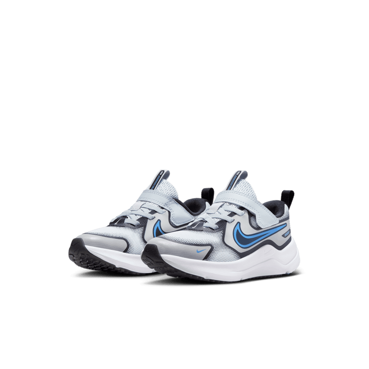 Nike Cosmic Runner Angle 2