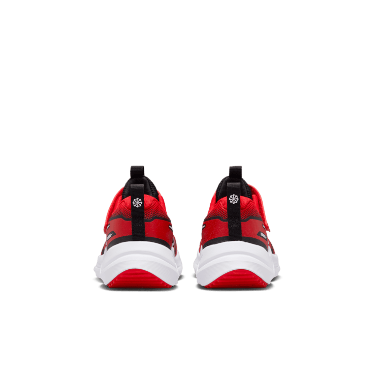 Nike Cosmic Runner Angle 3