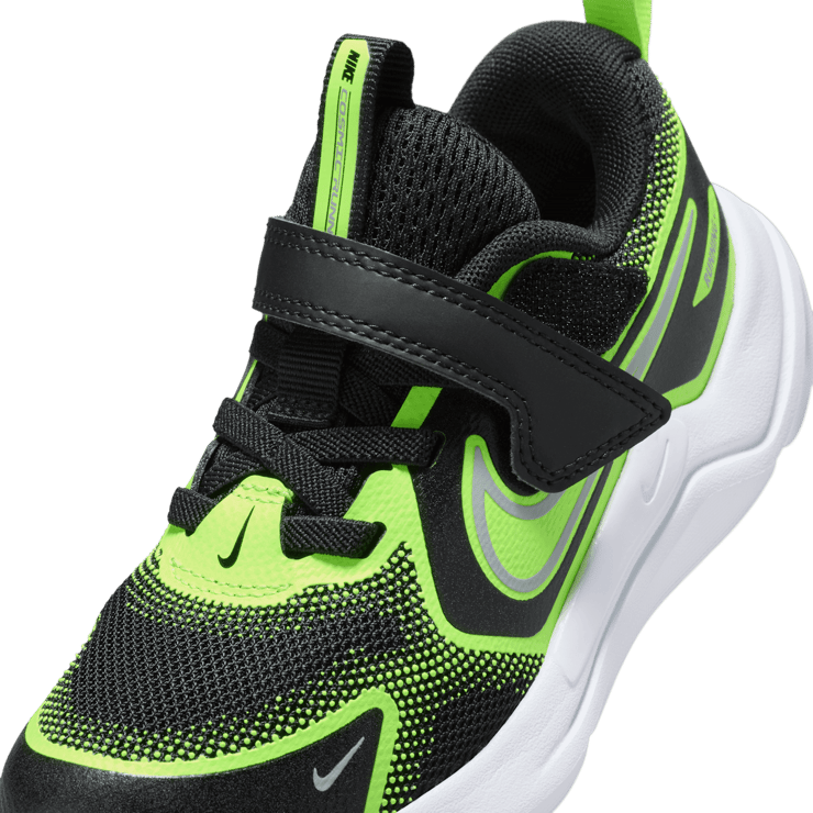 Nike Cosmic Runner Angle 4