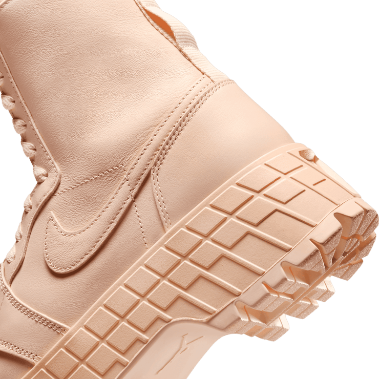 Air Jordan 1 Brooklyn Guava Ice (W) Angle 5