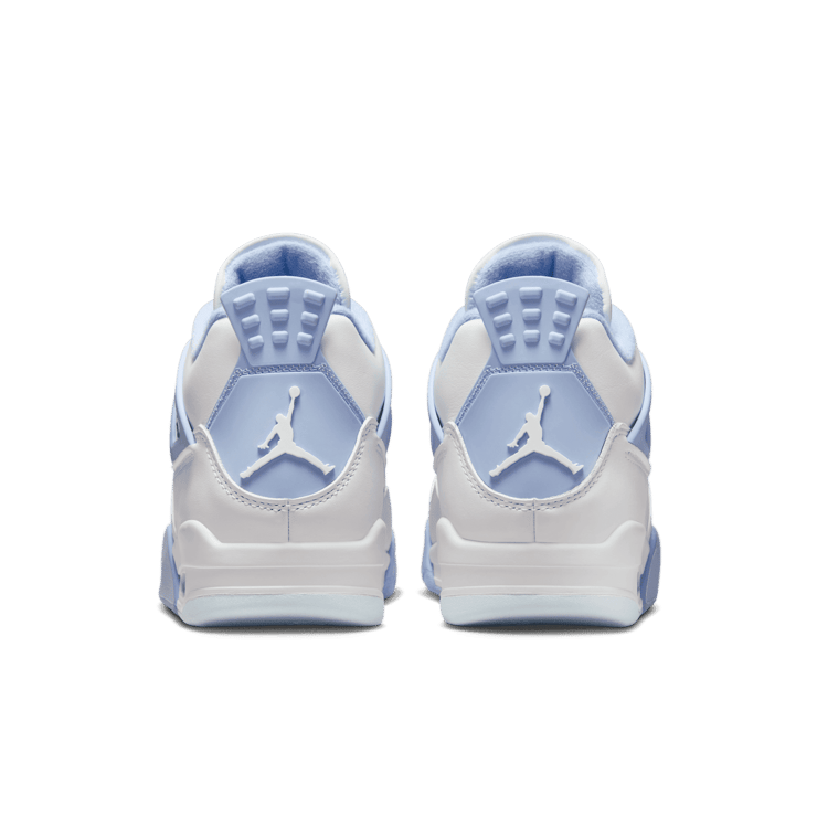 Air Jordan 4 Retro Forget Me Not (W) Angle 3