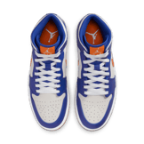 Air Jordan 1 Mid Knicks Angle 1