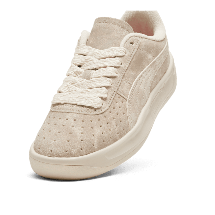 PUMA Ferrari GV Special Desert Sneakers in Beige (GS) Angle 2