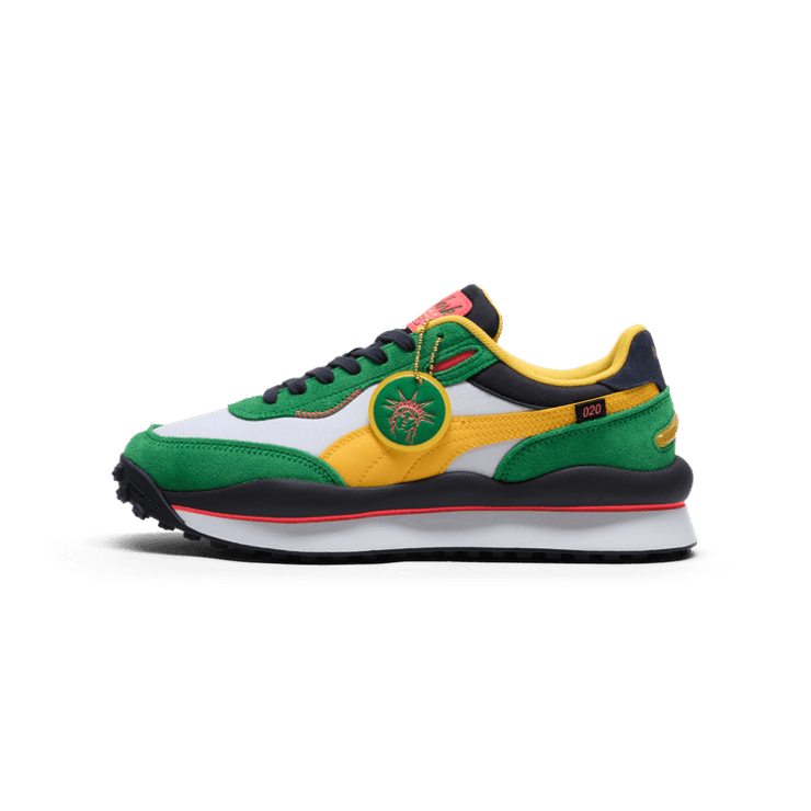 PUMA Style Rider NYC Flagship Sneakers in Green Angle 1