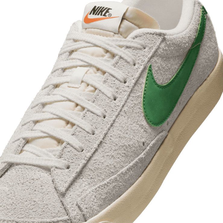 Nike Blazer Low '77 Premium Angle 4