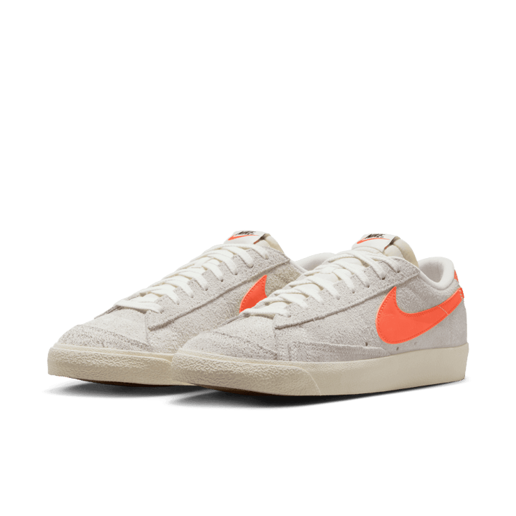 Nike Blazer Low '77 Premium Angle 2