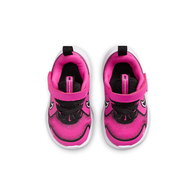 Nike Cosmic Runner Angle 1