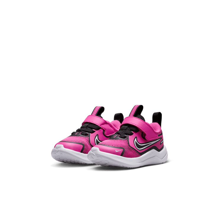 Nike Cosmic Runner Angle 2