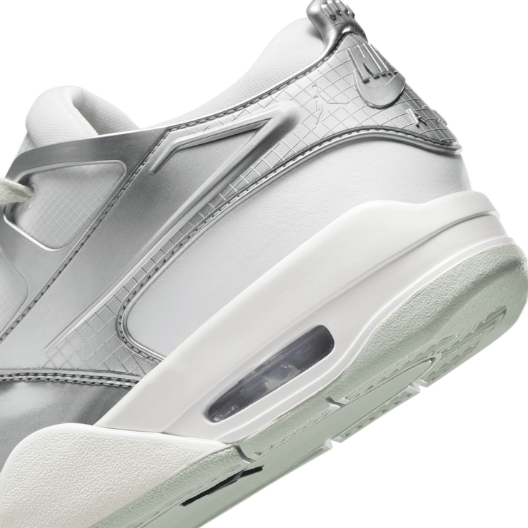 Air Jordan 4 RM Chrome (W) Angle 8