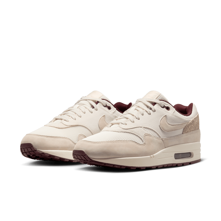 Nike Air Max 1 Light Orewood Brown Burgundy Crush Angle 2