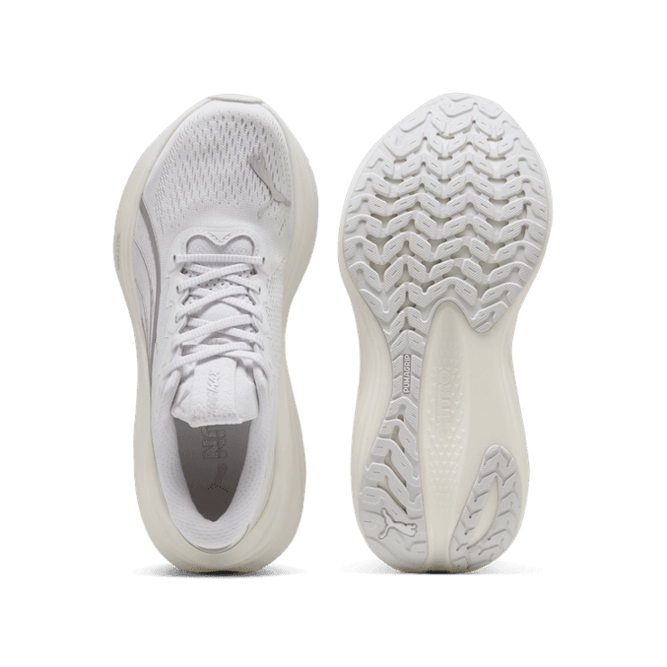 PUMA MagMax NITROâ¢ in White Angle 0