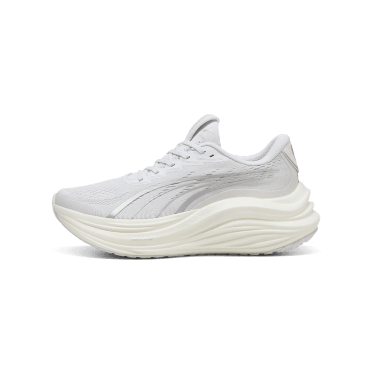 PUMA MagMax NITROâ¢ in White Angle 1