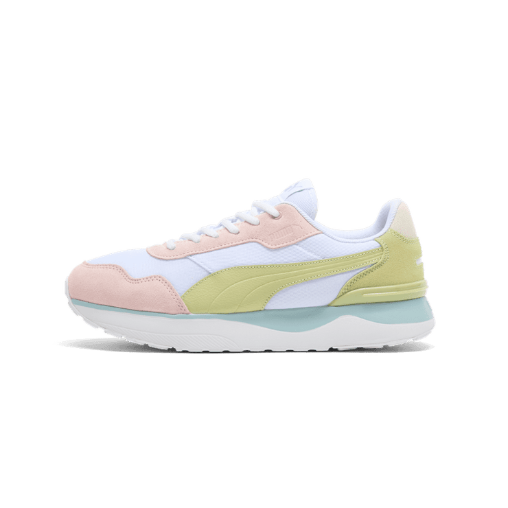 PUMA R78 Voyage Eucalyptus Sneakers in White Angle 1