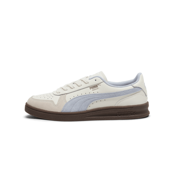PUMA Indoor Sneakers Women in White Angle 1