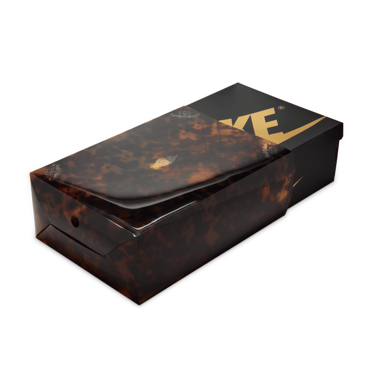 Air Jordan 1 Retro High OG Year of the Snake Angle 7