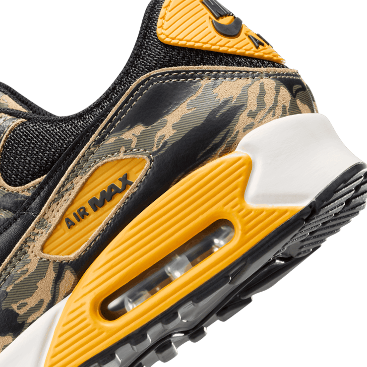 Nike Air Max 90 Camo University Gold Angle 5