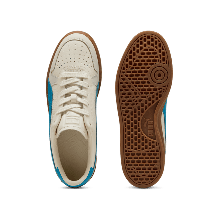 PUMA Indoor OG Sneakers in White Angle 0