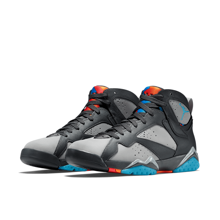 Jordan 7 Retro Barcelona Days Angle 2