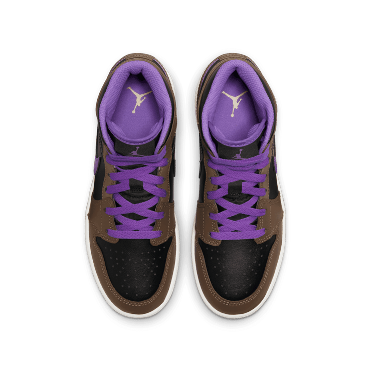 Air Jordan 1 Mid Palomino Wild Berry Angle 1