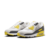 Nike Air Max 90 Angle 2