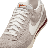 Nike Cortez SE Suede Angle 4