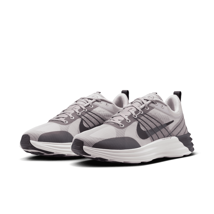 Nike Lunar Roam Angle 2