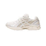 Asics Gel-Nimbus 9 Jessica Gonsalves White Angle 2