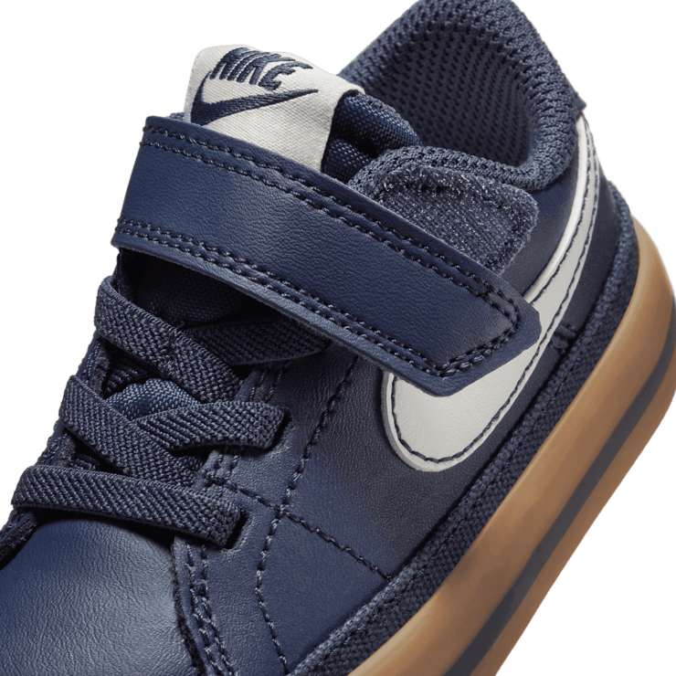 Nike Court Legacy Angle 4