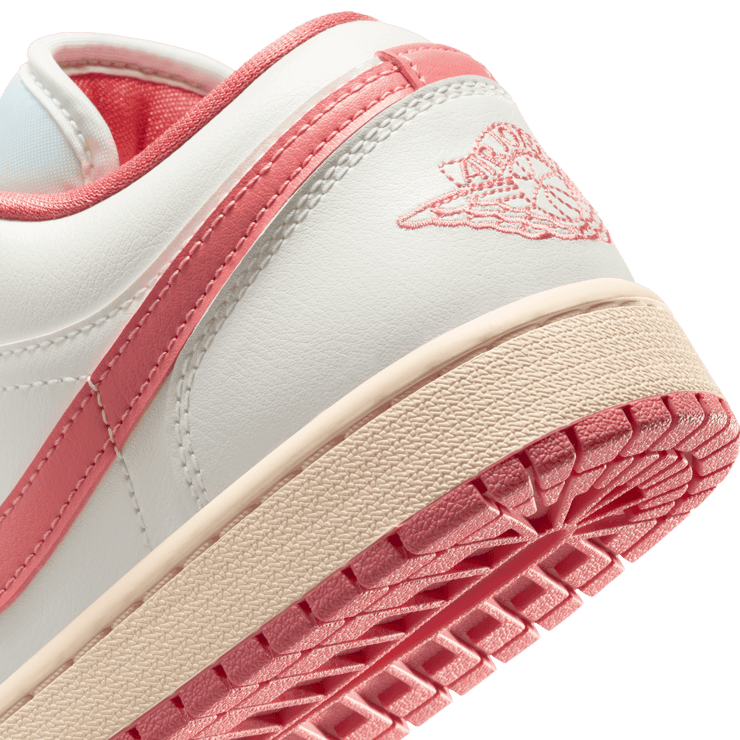 Air Jordan 1 Low 'Pink Salt' (W) Angle 5