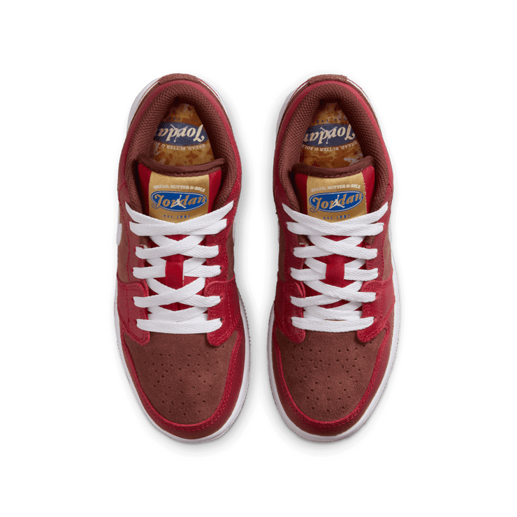 Air Jordan 1 Low 'Bread, Butter, & Sole' (GS) Angle 1