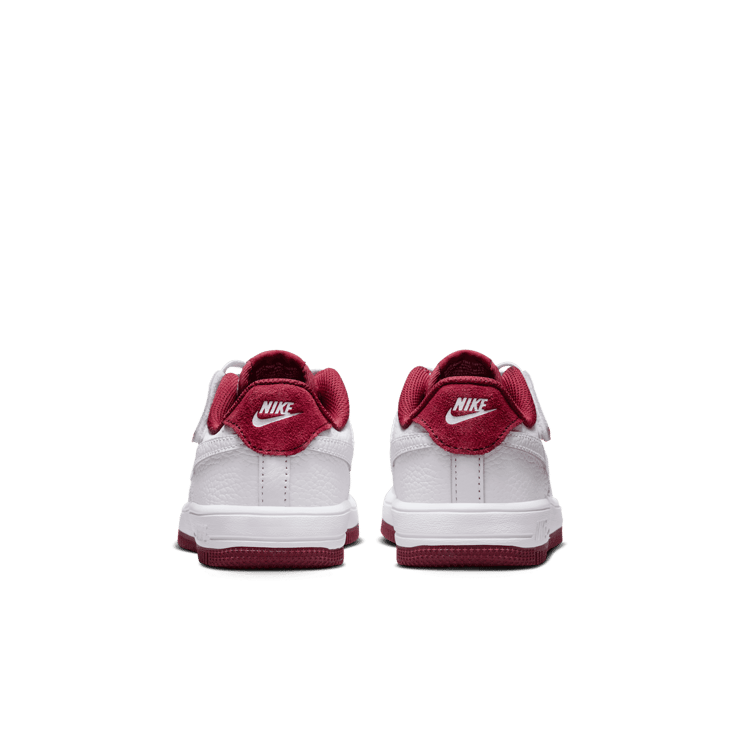 Nike Force 1 Low LV8 EasyOn Angle 3